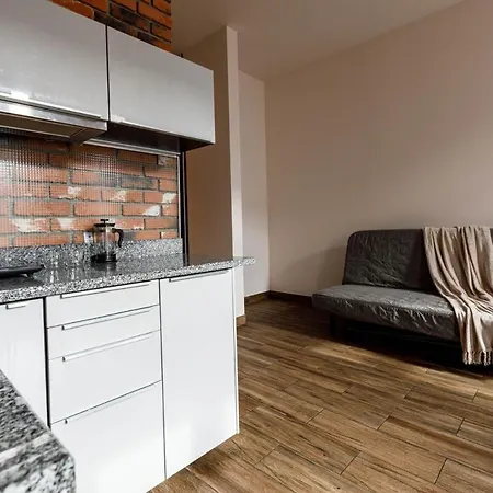 Close-central - Main Rail Station - Kosciuszki 28 Apartman *